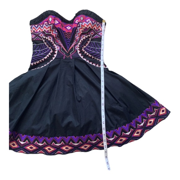 Karen Millen Aztec Embroidered Mini Dress Size 10 - Picture 8 of 13